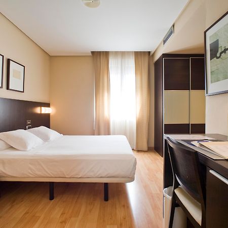 Hotel Sercotel Tudela Bardenas Δωμάτιο φωτογραφία