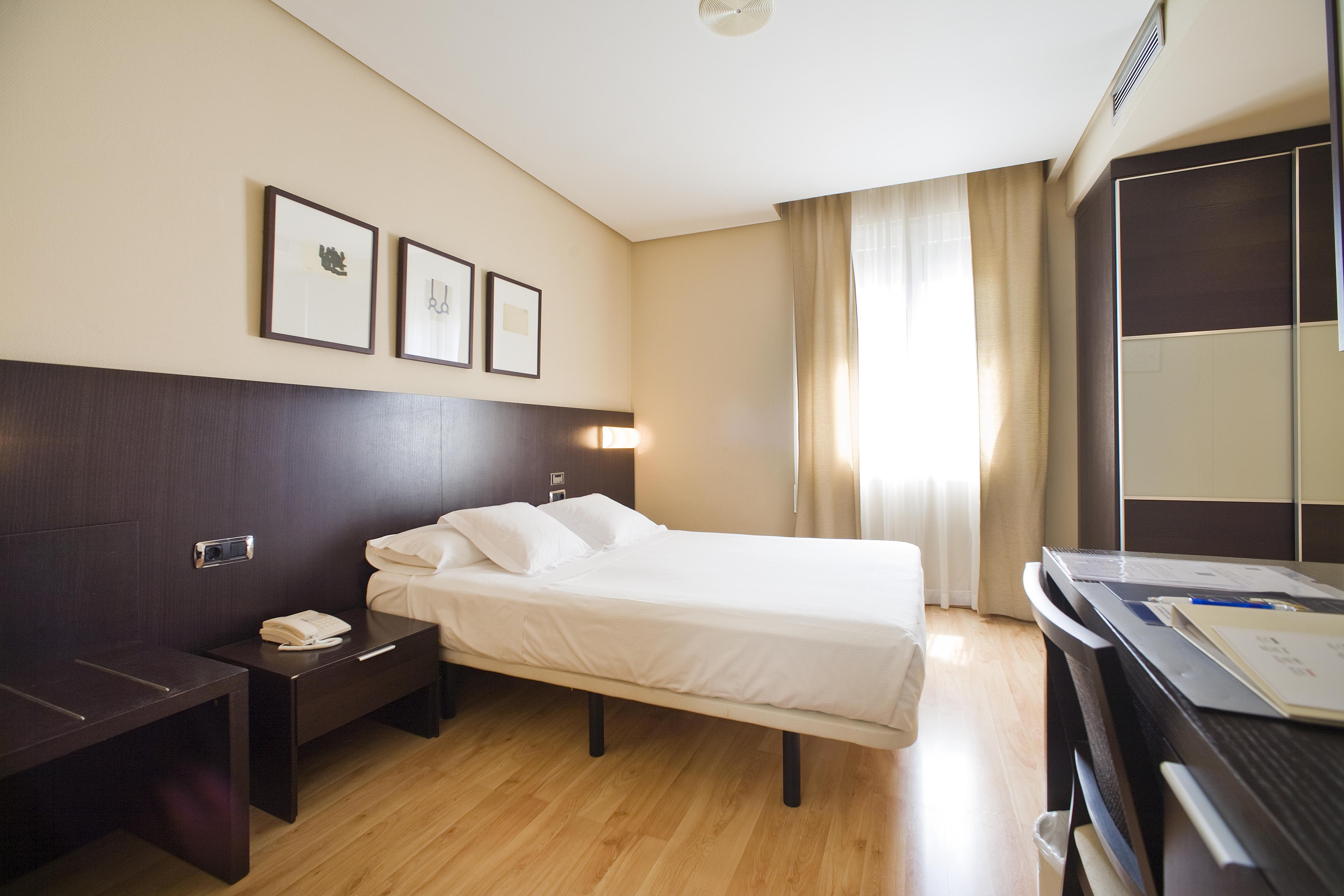 Hotel Sercotel Tudela Bardenas Εξωτερικό φωτογραφία
